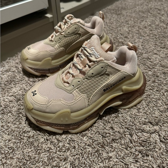WOMEN'S TRIPLE S CLEAR SOLE SNEAKER IN BEIGE - Picture 1 of 3